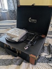 Vinyl MusicOn Vintage Portable Turntable Record Player Suitcase
