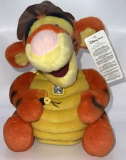 VTG Disney Store Musical And Dancing TIGGER Honey Comb Bees Winnie The Pooh