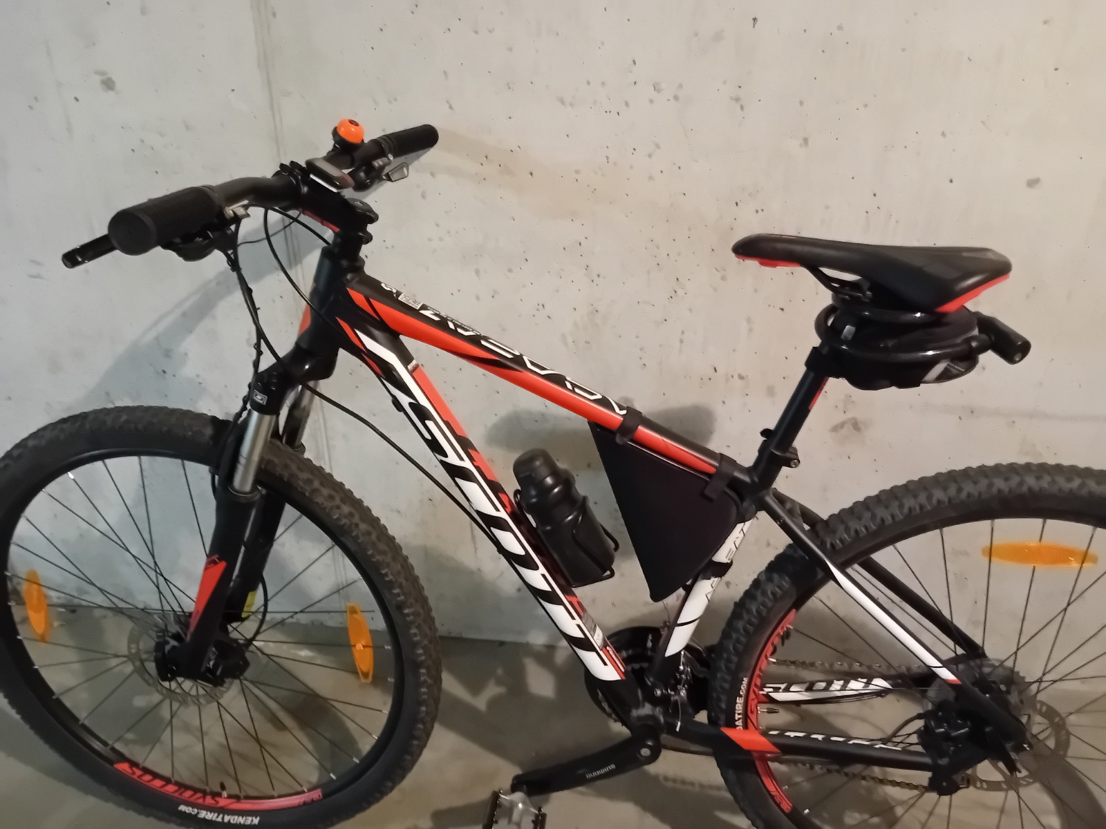 Bicicletta Mountanbike