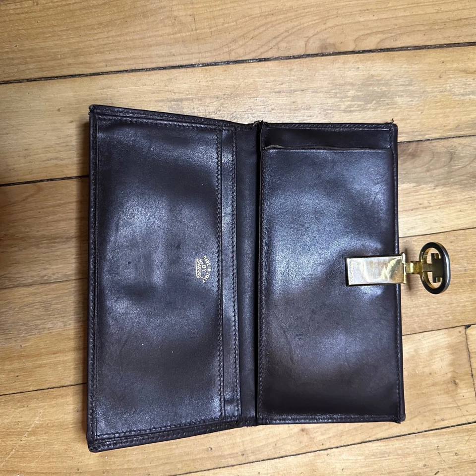 Gucci Vintage Brown Leather Envelope Wallet Clutch Made in Italy - Image 3 of 4