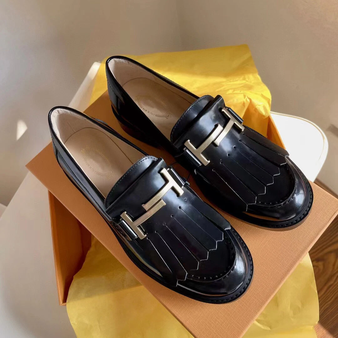 TOD’S Scarpe mocassini donna Tod's in pelle con suola spessa e nappa