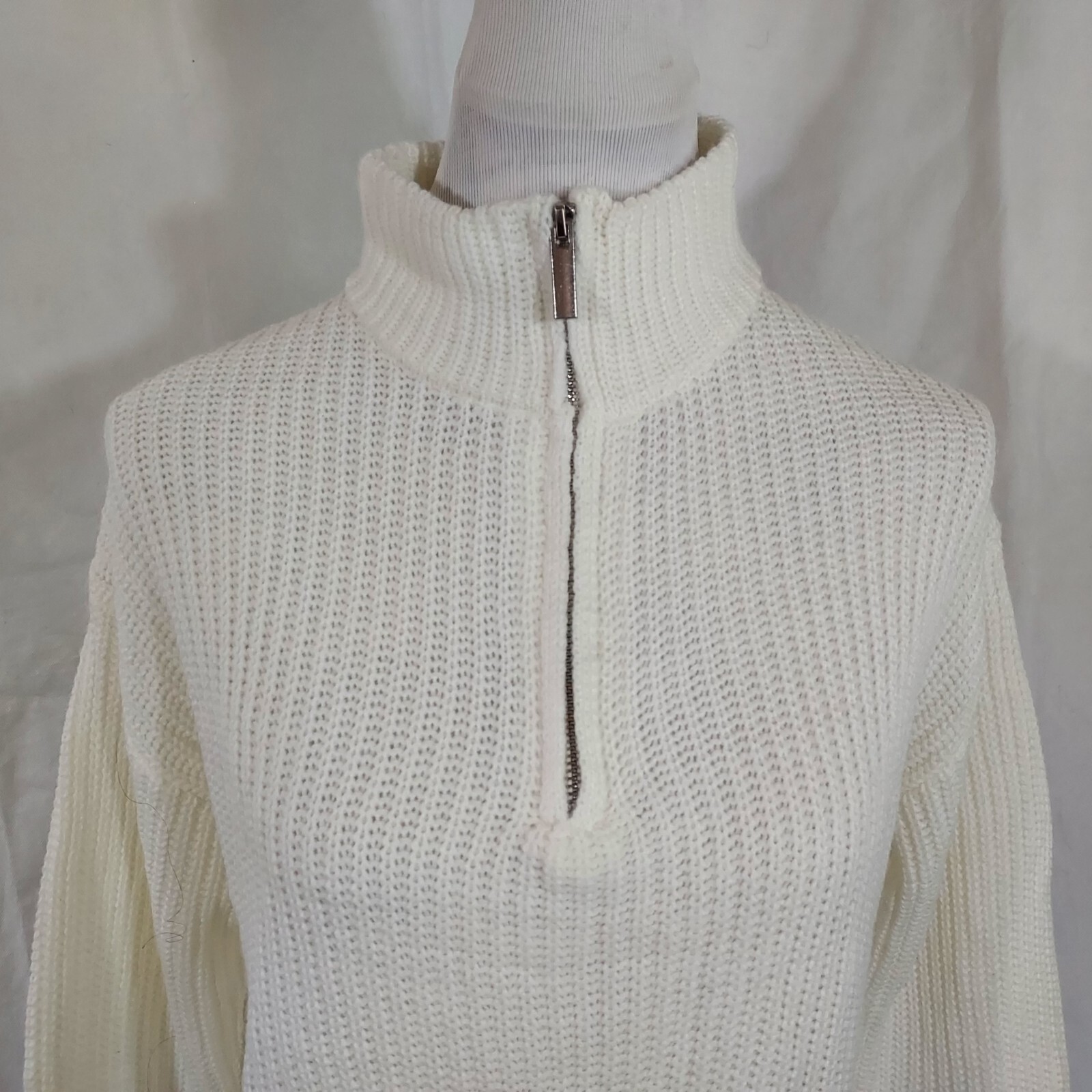 Rue21 Sweater Mock Neck 1/4 Zip Off White Stretch Comfy Size Small NWT