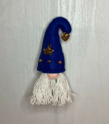 Handgefertigte Wichtel Brosche/Gonk Abzeichen/Pixie Pin/Krone & Liebe Herz Charms