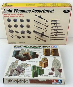 WWII-Diorama-Scene-1-35-Tamiya-Jerry-Can-Set-amp-Testors-Light-Weapons-Assortment