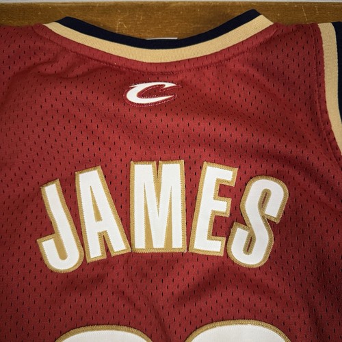 VINTAGE Cleveland Cavaliers Jersey Mens Large Red Lebron James #23 Sewn Reebok - Picture 10 of 13