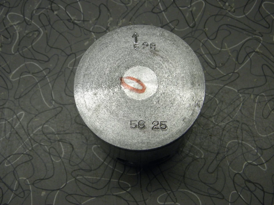 Pistón Yamaha AT2M MX Enduro 1972-73 NOS primer sobre 318-11635-00 Foto 2 de 4