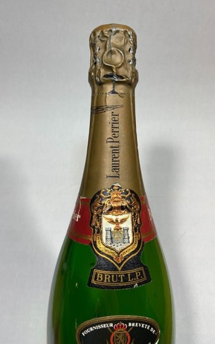 Butelka do szampana Laurent Perrier - wiercone dno z korkiem - pusta - Zdjęcie 13 z 13