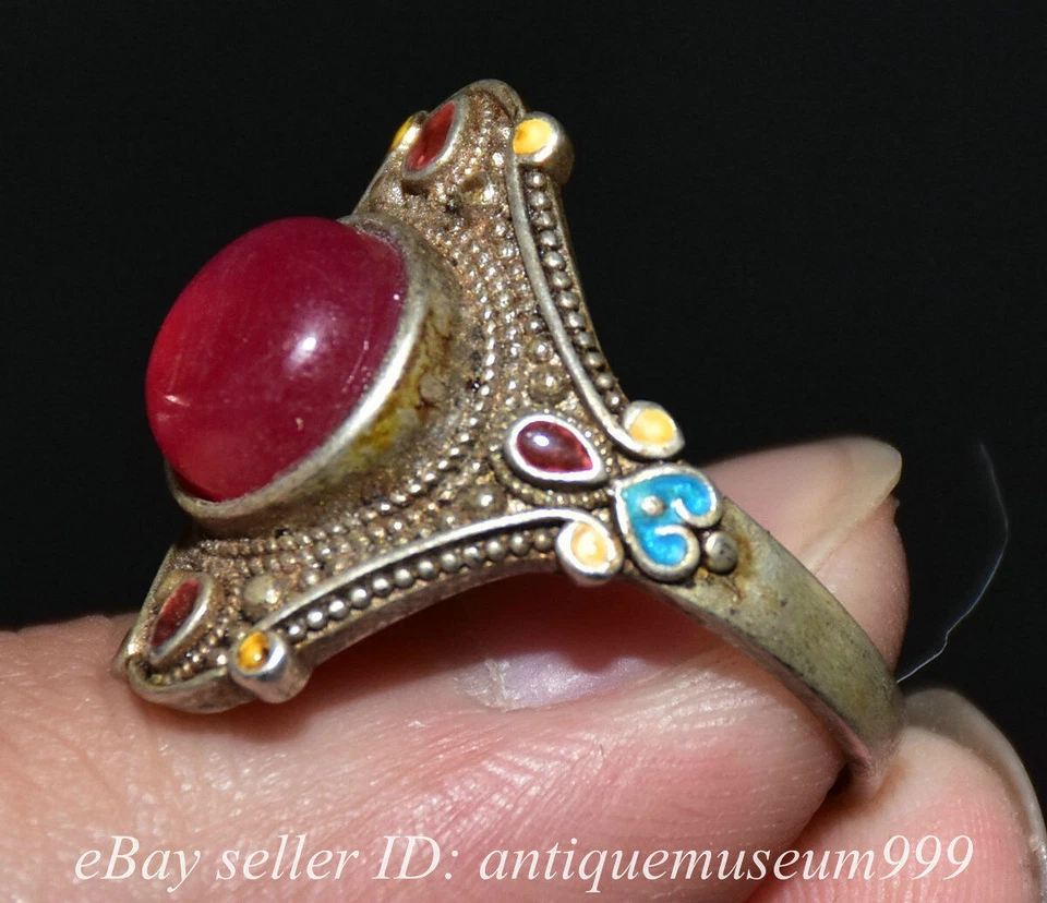 Anillo de dedo flor dinastía gema roja luz de las estrellas con incrustación de plata china antigua de 1" Foto 3 de 4
