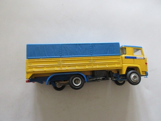 Camion Scania cabine des années 1980 Photo Stock - Alamy