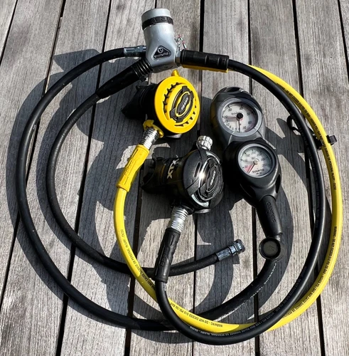 Apeks XTX100 DIN + XTX40 Atemregler Set komplett (inkl. Wartung vom 30-06-2025)