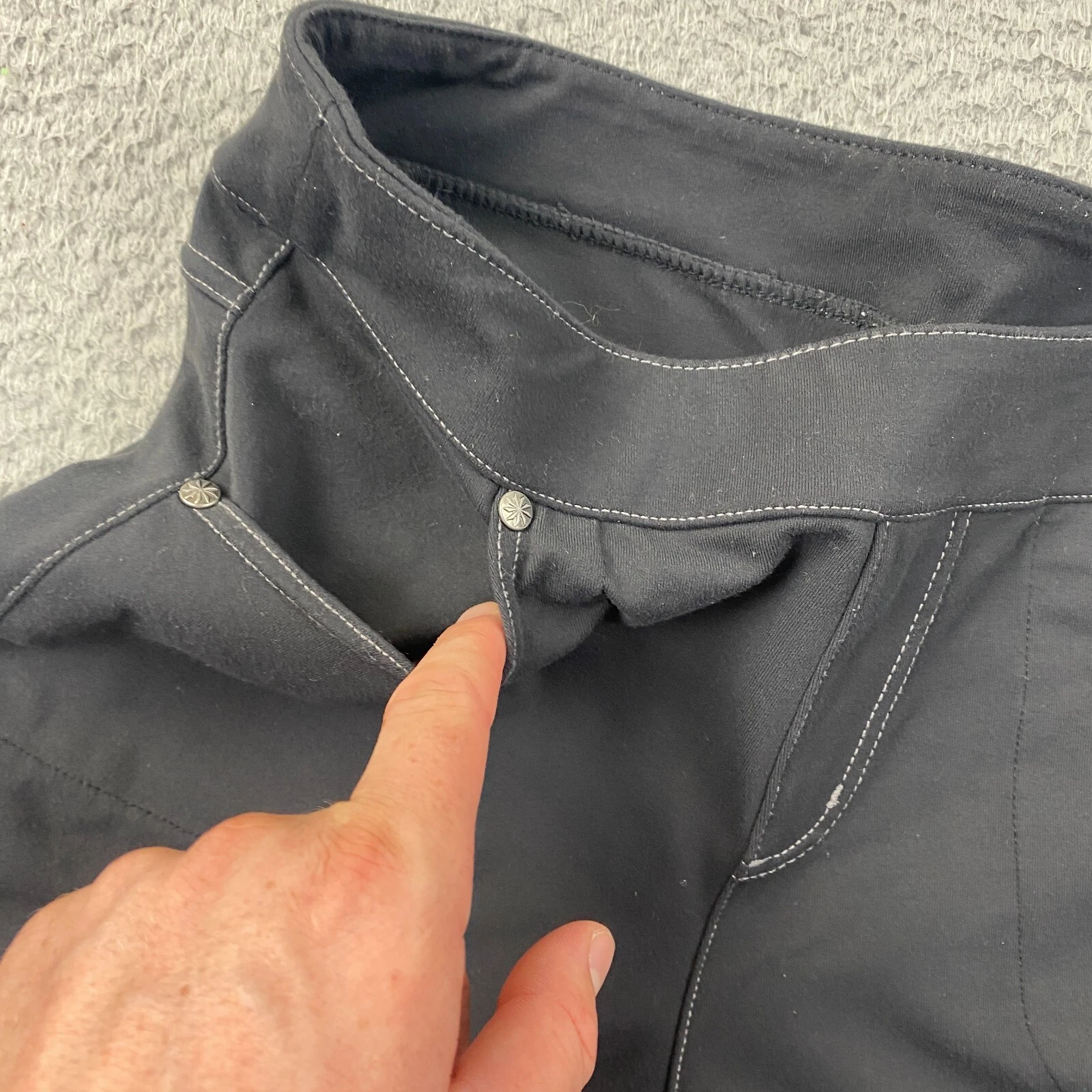 athleta nylon stretch activewear pants