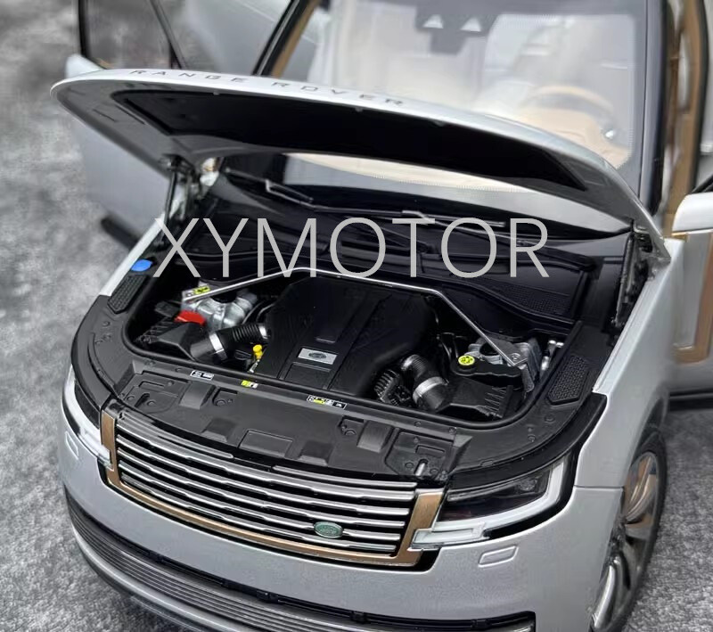 1:18 LCD Land Rover Range Rover SV 2022 Honor Long Axis 1:18 LCD Land Rover Range Rover SV 2022 Honor Long Axis