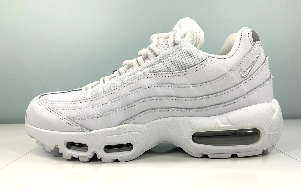 Nike Air Max 95 Essential Triple White AT9865-100 Men Size 6.5 / Women Size  8