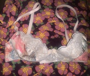 NOS Vintage Chantilly Maidenform LACE FLORAL UNDERWIRE BRA SIZE 34A
