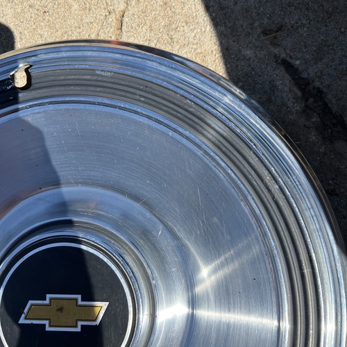1973-1974 Chevy Truck Blazer 15"wheel Cover Hubcap - Picture 7 of 10