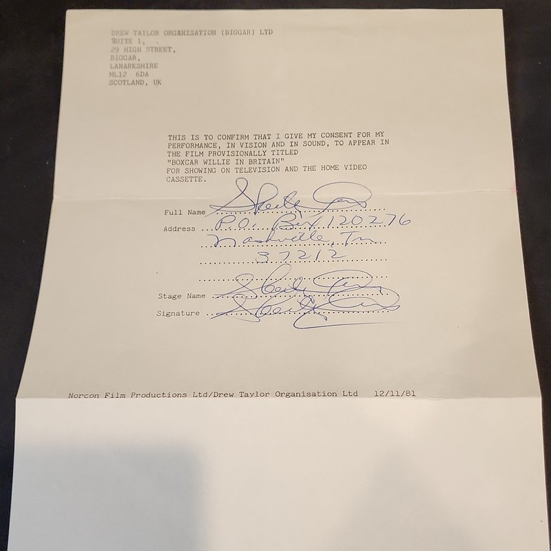 Boxcar Willie in Britain Signed Consent Skeeter Davis 3x Signature