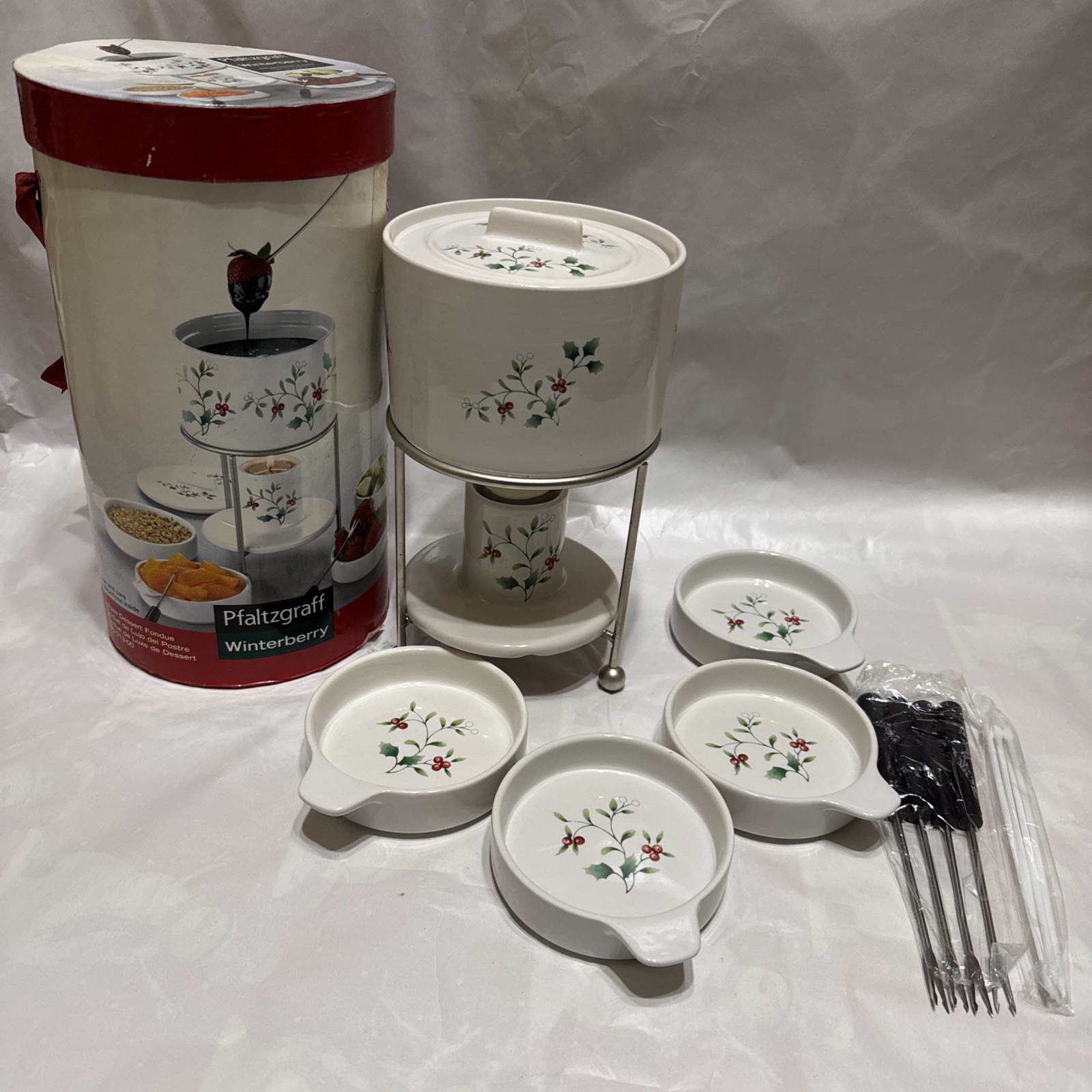NEW IN BOX Pfaltzgraff Winterberry Deluxe Dessert Fondue App