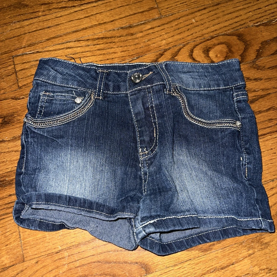 ALMOST FAMOUS Bling Pink Rhinestone Pocket Blue Jeans Shorts Girls Size 10 ❤️347 - Image 2 of 4