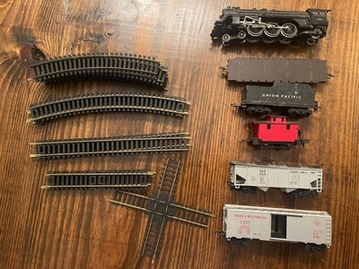 Vtg Fleischmann HO scale Train Set Cast Iron Model Railroad West Germany