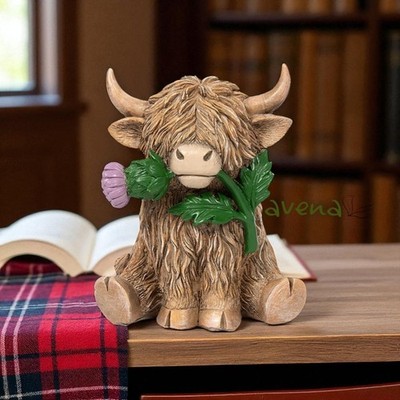 Highland Kuh mit Distel Ornament Resin in Geschenkbox Brandneu 12 cm