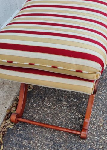 Sherrill Regency Style X Base Ottoman Bench Footstool Pair (2) - Picture 6 of 9