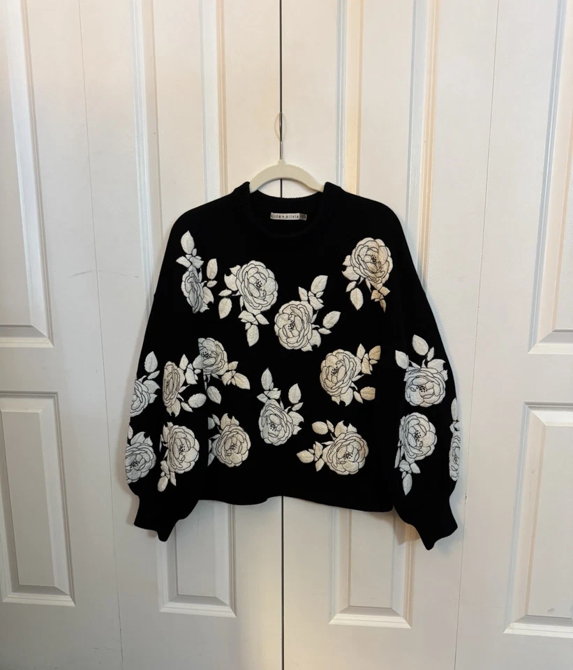 This is an Alice + Olivia Carwen embroidered pullover sweater - Image 2 of 4