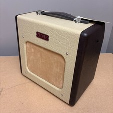 Fender Champion 600. 5-Watt 1x6" combo. 2007.  Two-tone Blonde / brown