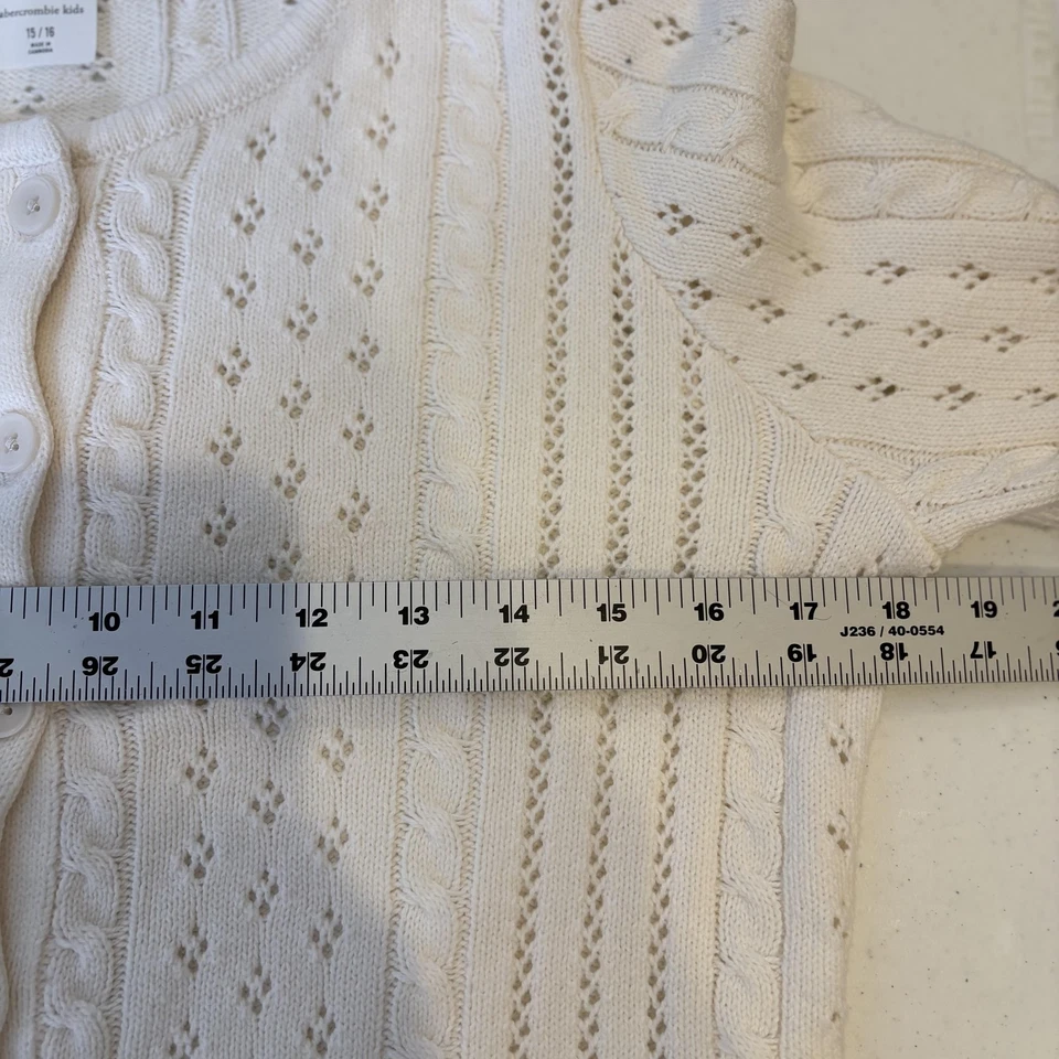 Suéter Abercrombie Niños Jóvenes 15/16 Marfil Botón Frontal Cárdigan Tejido con Cable Foto 3 de 4
