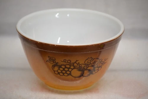 VINTAGE PYREX OLD ORCHARD #401 SMALL SERVING BOWL