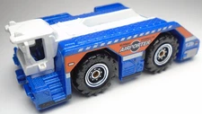 2022 MATCHBOX RUNWAY WRANGLER AIRPORTER BLUE 1:64 DIECAST 3" TRUCK W/ ORANGE