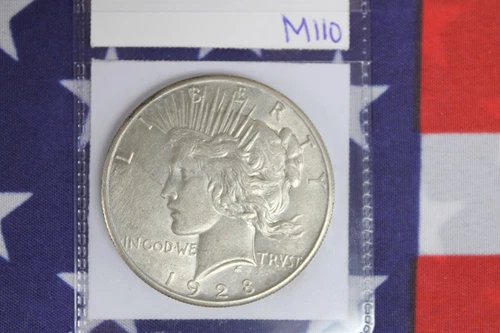 1928 Silver Peace Dollar - Extra Fine Condition (M110)