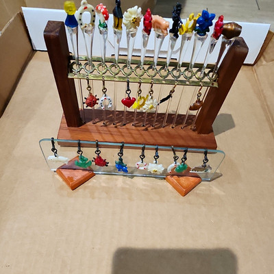 12pc Vintage Decorative Glass & Metal Cocktail Stirrers w Wood Display Stand