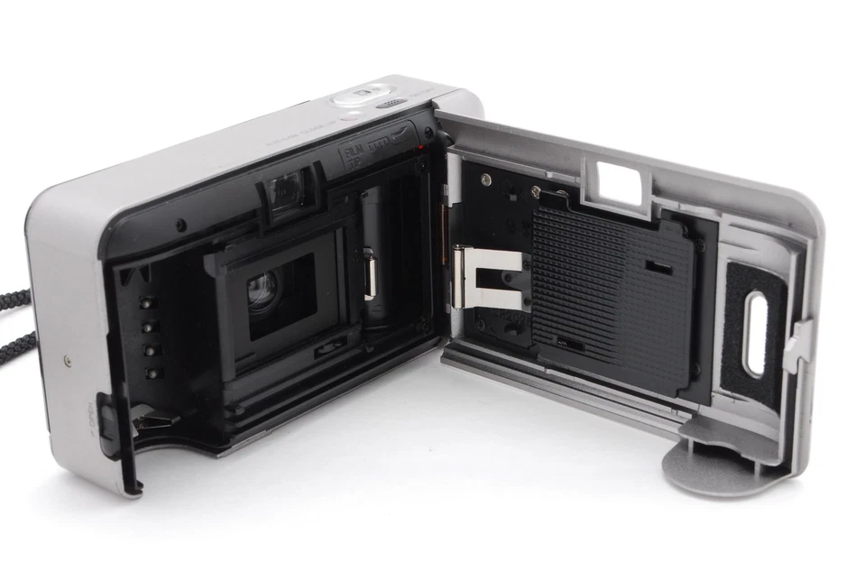 [COMO NUEVA] Cámara fotográfica Konica Big Mini A4 plateada apuntar y disparar 35 mm de JAPÓN Foto 4 de 4