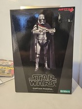 Kotobukiya Star Wars ArtFX+ Captain Phasma Fi...