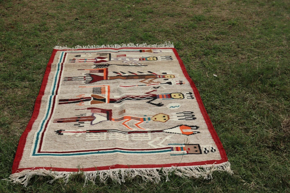 Alfombra Kilim Navajo de Lana Southwestern 4x6 pies Hecha a Mano Roja y Beige ESTILO CAUCÁSICO Foto 2 de 4