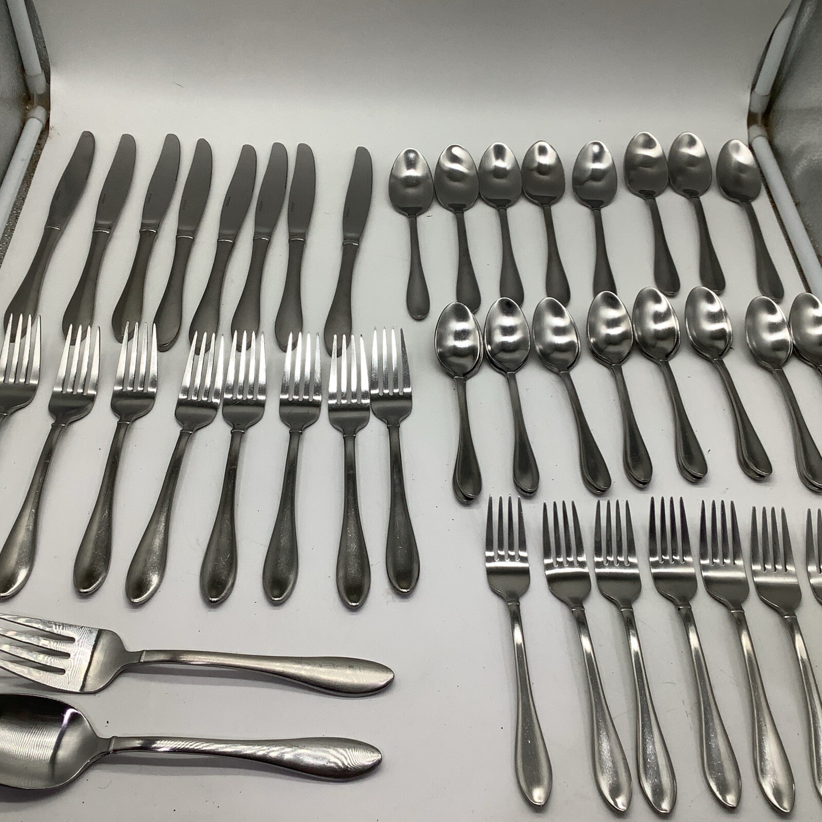 49 Pc Oneida Jackson Stainless Silverware Flatware Service For 8 READ