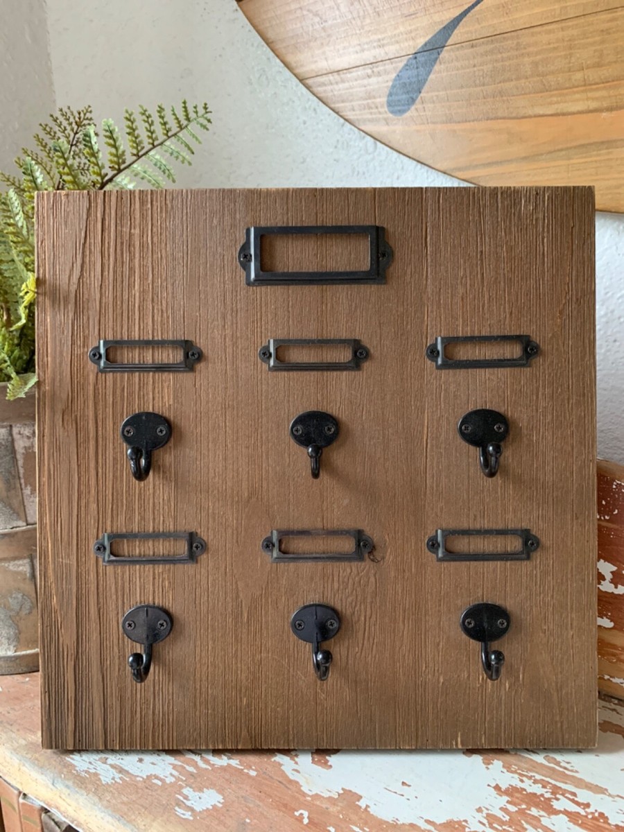 Multi Key Holder Wood Wall Rack 6 Hooks Vintage Style Motel Hotel
