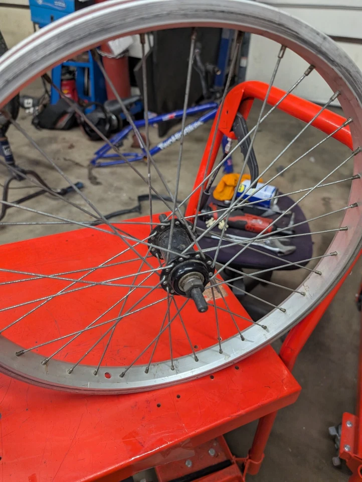 Juego de ruedas de carrera Mongoose Mid School BMX 36 radios años 90**Envío gratuito** Foto 2 de 4