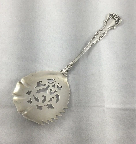 Litchfield by International Sterling Cucumber Server