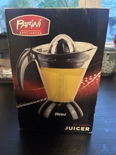 Parini 34 Ounce Juicer - New in Box