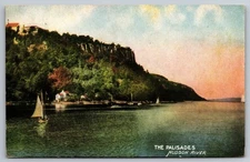 The Palisades, Hudson River, New Jersey Mountains Scenic View Postcard