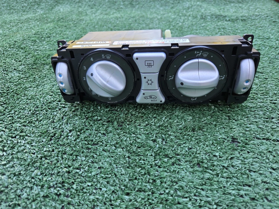 2004 -2008 Chrysler Crossfire aquecedor CA controle climático temperatura fabricante de equipamento original 04-08 - Imagem 3 de 4