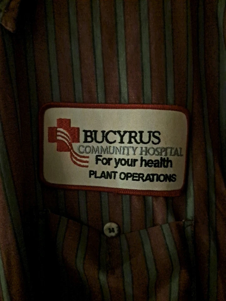Bucyrus Community Hospital Plant Operation Ron Uniform Shirt Mens Large Recycled - Image 2 of 4
