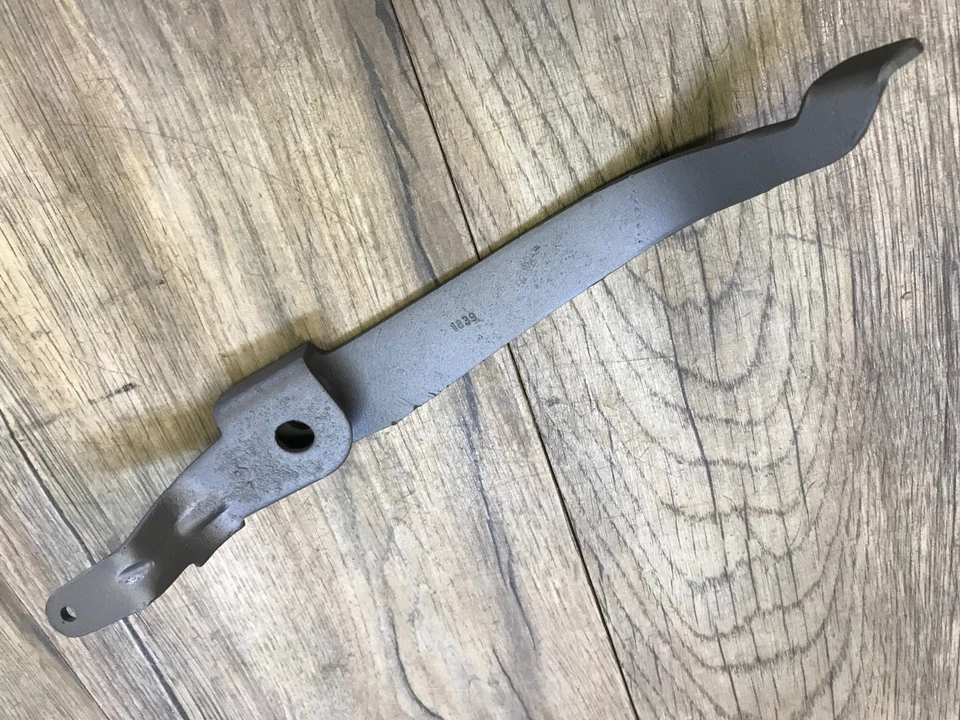 Dodge Coronet R/T B 1970 carrocería Mopar usado OEM capó mango de liberación Foto 2 de 4