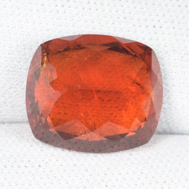 10.39 ct WONDERFUL ORANGE RED  NATURAL SPESSARTITE GARNET Cushion See Vdo GL - Image 2 of 2