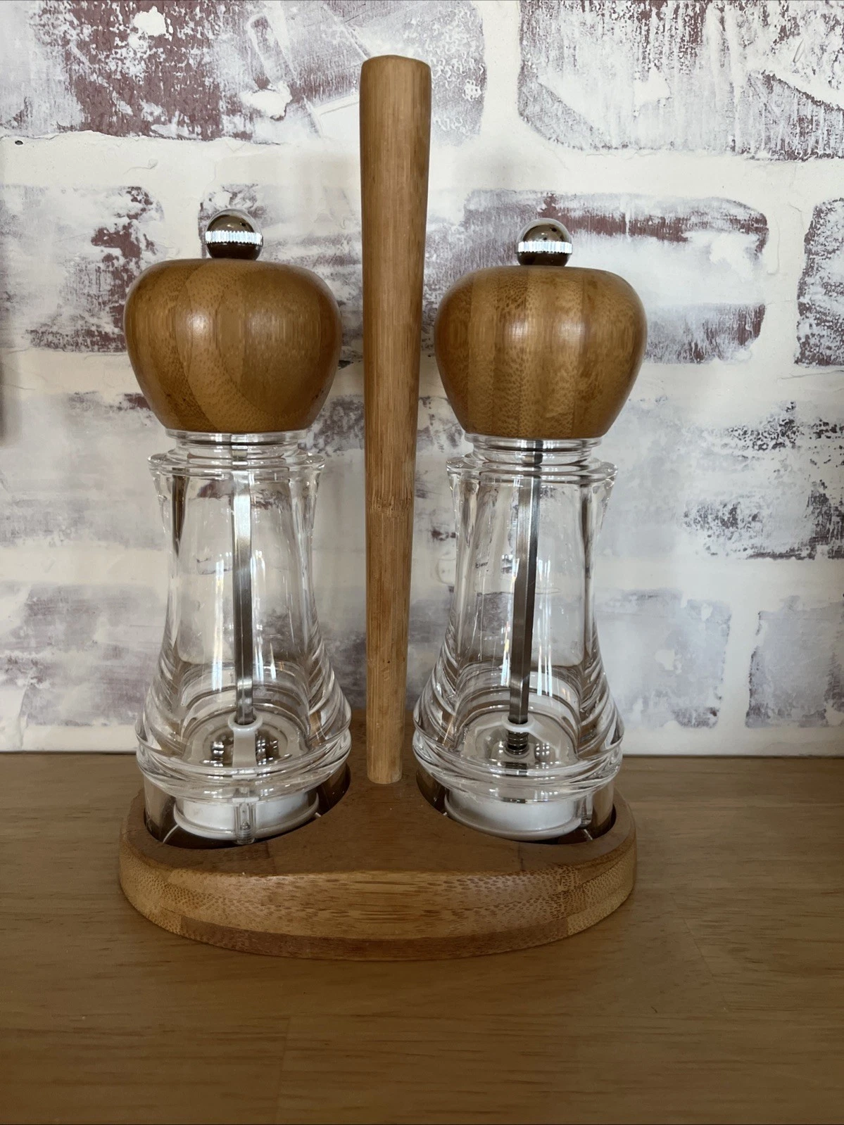 Pampered Chef Salt Pepper Mills Grinders Bamboo Wood Clear Acrylic Lucite