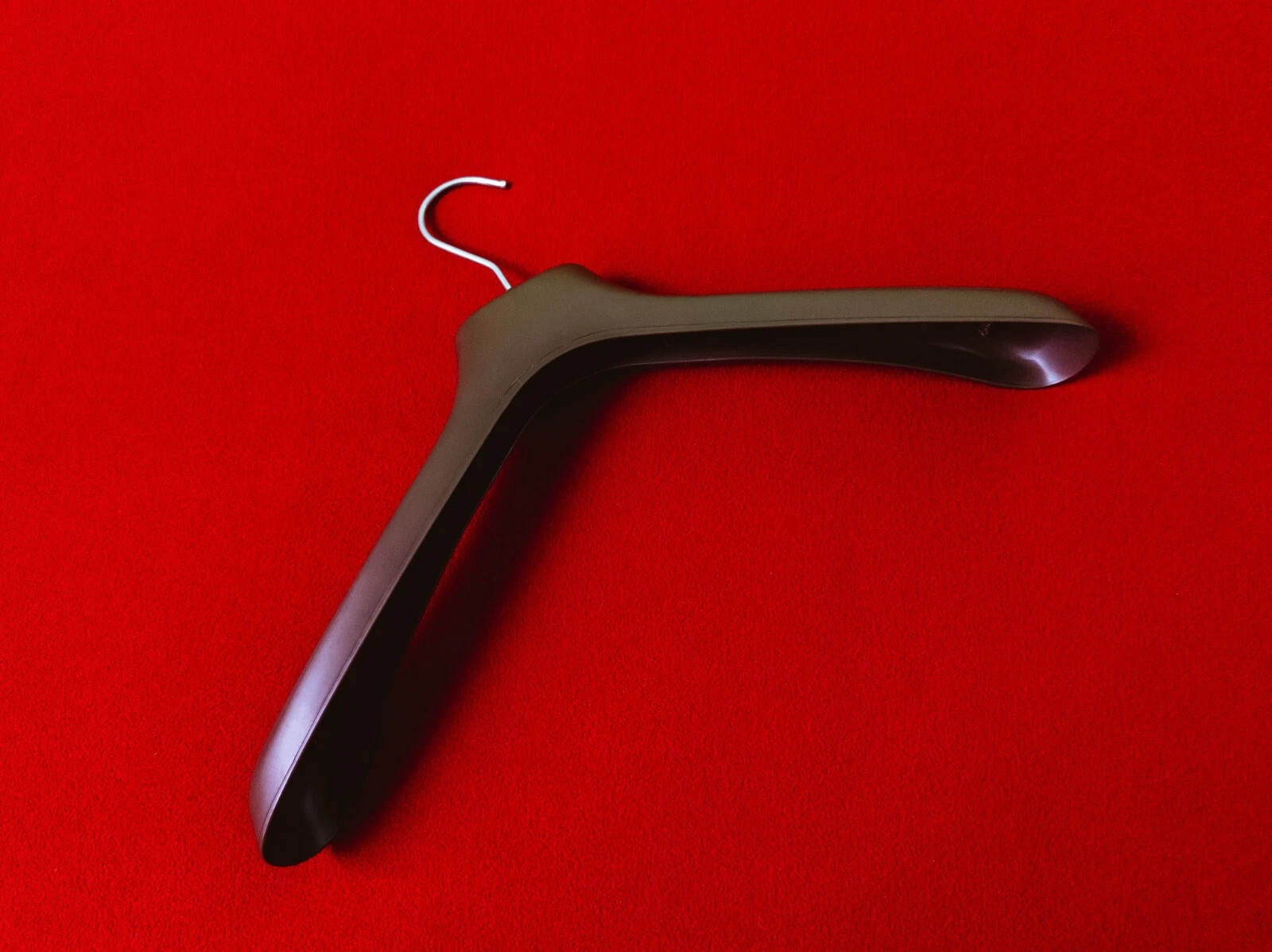 MONCLER Appendiabiti Plastica Marrone Abbigliamento Cappotto Giacca Tuta Made In Italy