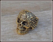 Bague Chevalière Téte de Mort / Couleur OR Taille 8 à 13  gothique biker 010179