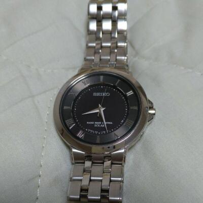 Seiko Dolce 3B21-0AM0 Radio wave control Black Silver 10Bar Seiko Dolce 3B21-0AM0 Radio wave control Black Silver 10Bar