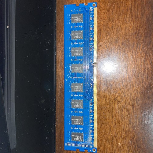 Elpida 2GB Memory RAM 2Rx8 PC3-10600U-9-10-B0 EBJ21UE8BDF0-DJ-F - Picture 2 of 2